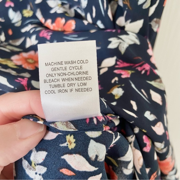 Daniel Rainn - Bernal Split Neck Blouse - Picture 8 of 14